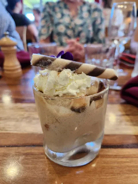 Pinelli Estate Winery Restaurant
