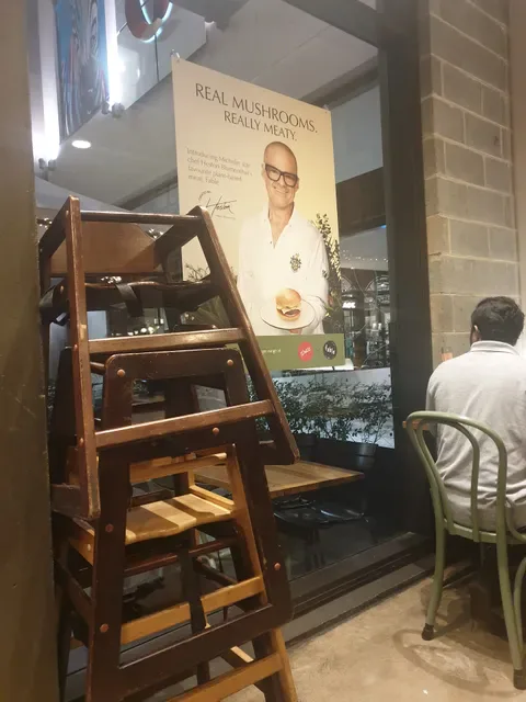 Grill'd Burgers - Claremont Quarter