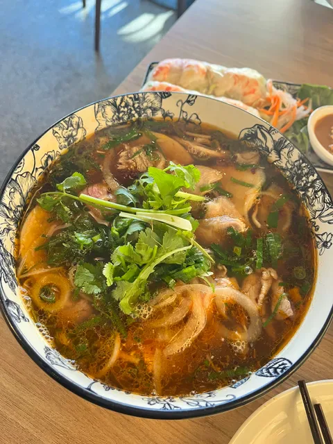 Huong Viet Noodle House