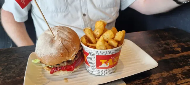 Grill'd Burgers - Ocean Keys