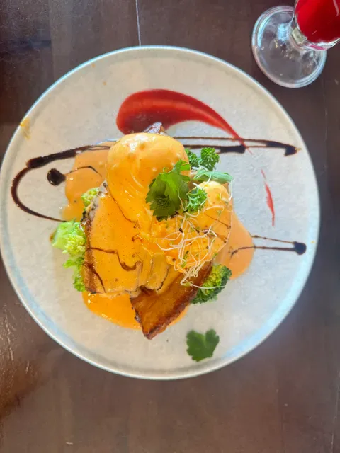 Cafe 2 Twenty Four