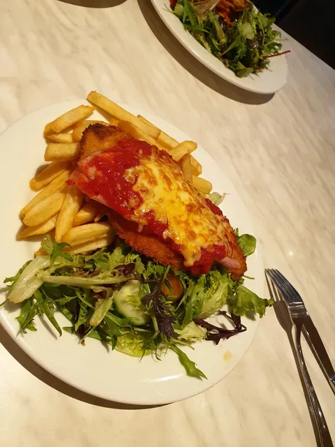 Dôme Café - Cloverdale