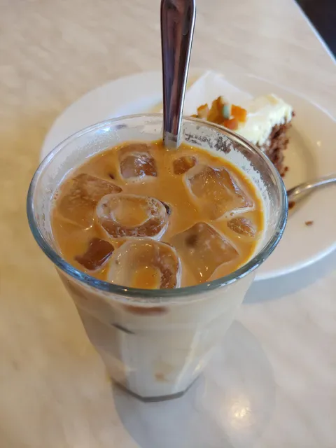 Dôme Café - Cloverdale