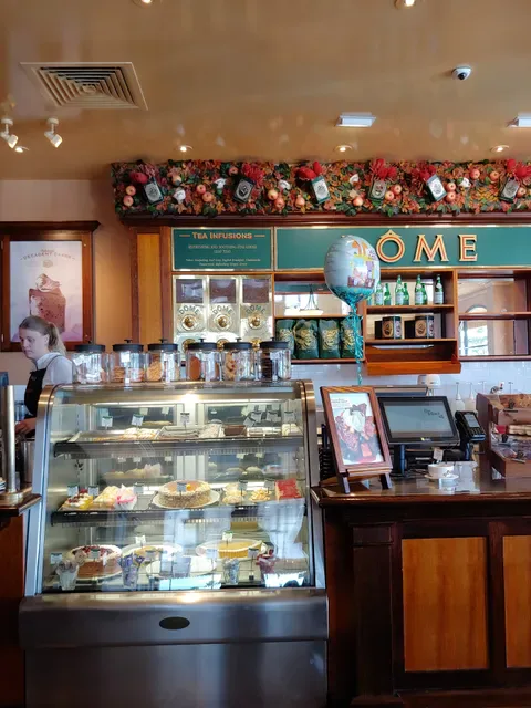 Dôme Café - Cloverdale