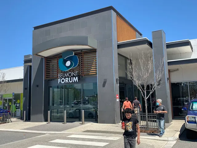 Jamaica Blue Belmont Forum