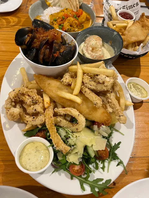 The Local House Bar & Grill