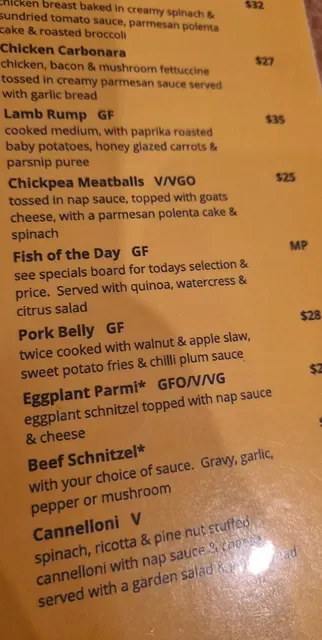 Hank’s Bar and Bistro