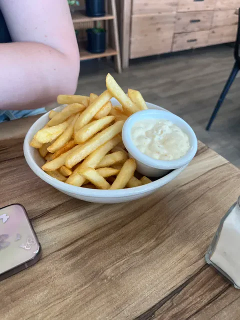 Full Flava Café