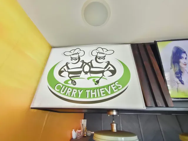 Curry Thieves