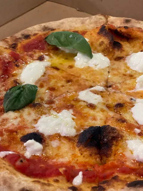 Eugene's Pizzeria