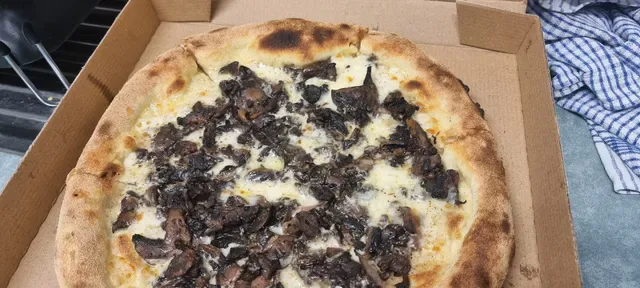 Eugene's Pizzeria