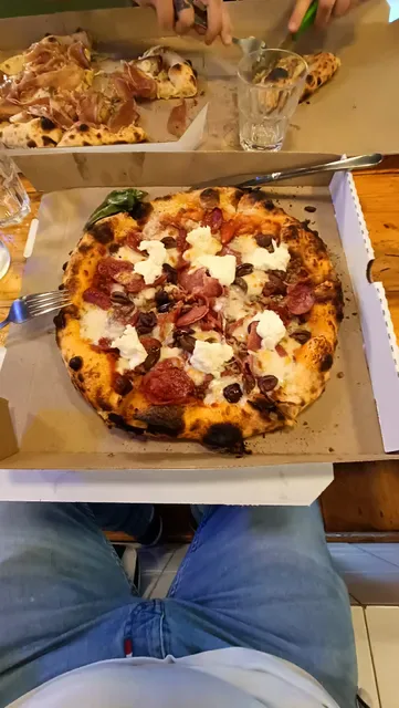 Eugene's Pizzeria