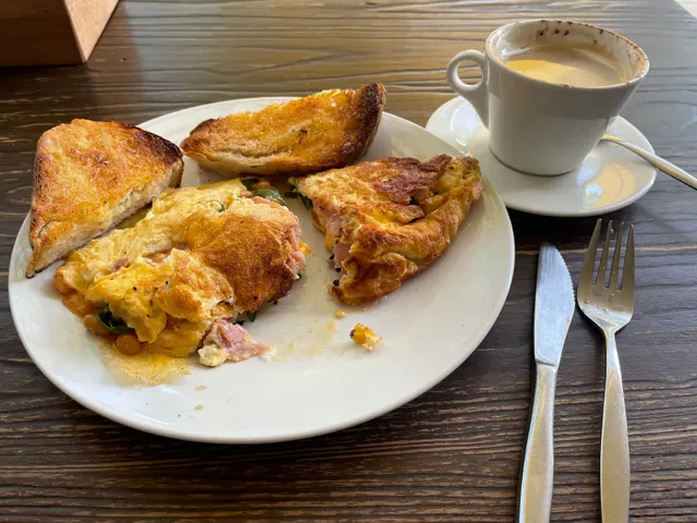 Bella Gina Cafe