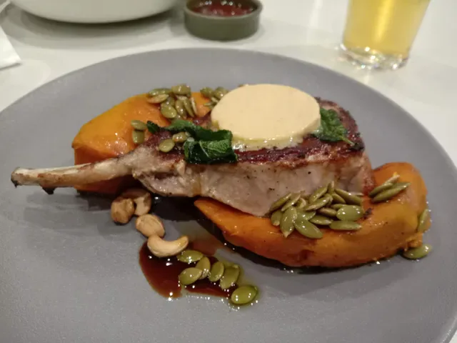 Eastside Social Restaurant & Bar