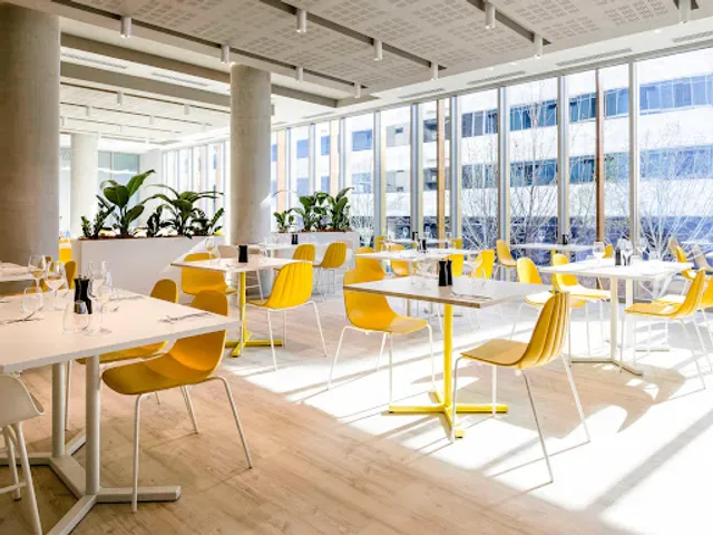 Eastside Social Restaurant & Bar
