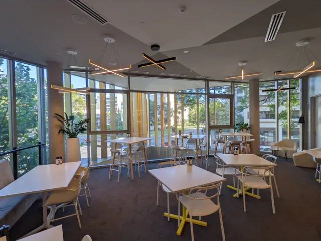 Eastside Social Restaurant & Bar