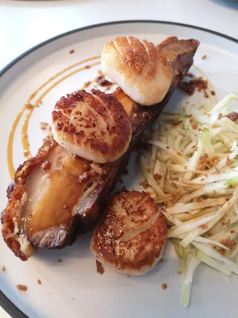 Eastside Social Restaurant & Bar