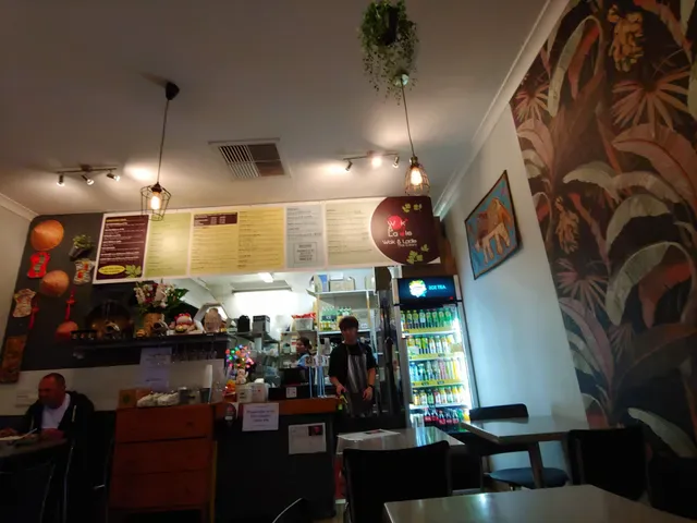 Wok & Ladle: Thai Eatery