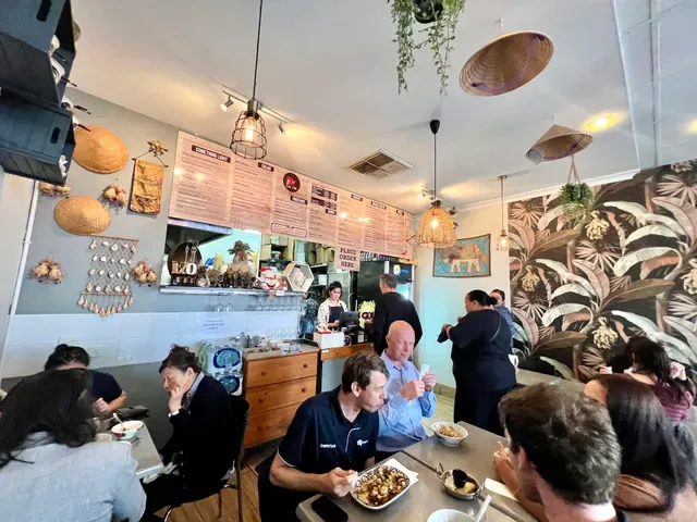Wok & Ladle: Thai Eatery