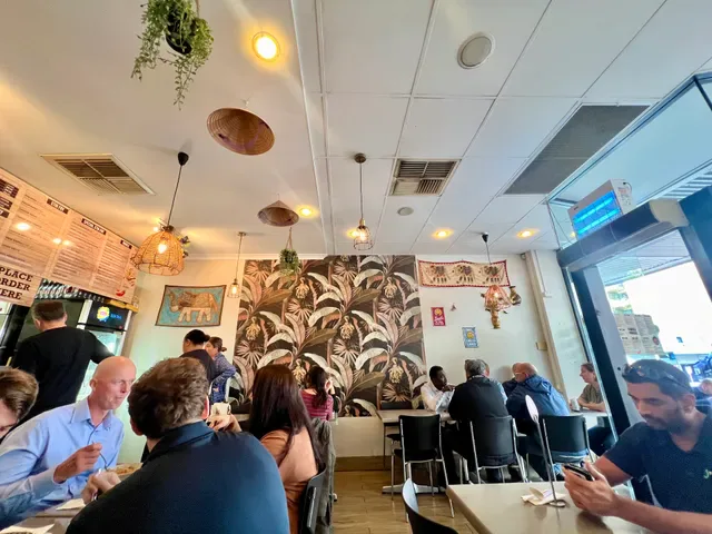 Wok & Ladle: Thai Eatery
