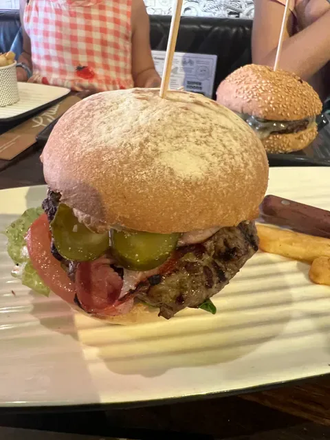 Grill'd Burgers - Victoria Park