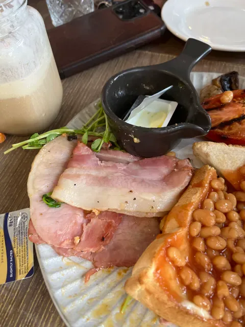 The Brook Bar & Bistro