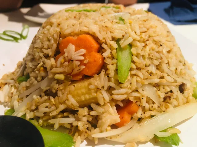 Woodlake Chinese Restaurant
