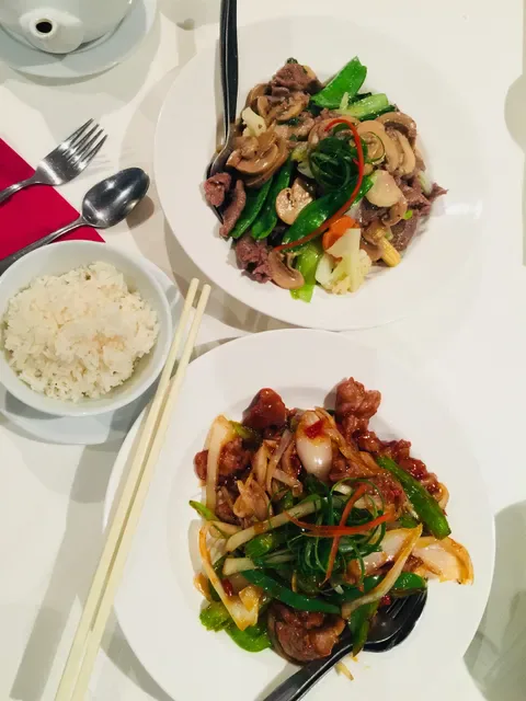 Woodlake Chinese Restaurant