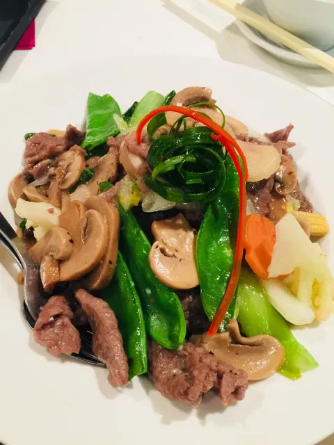 Woodlake Chinese Restaurant
