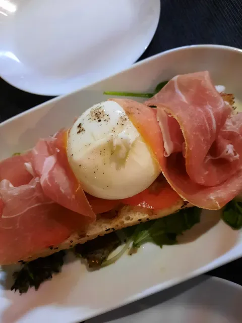 Amore Italian Restaurant and cafe