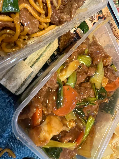 Commodore Chinese Restaurant & Takeaway