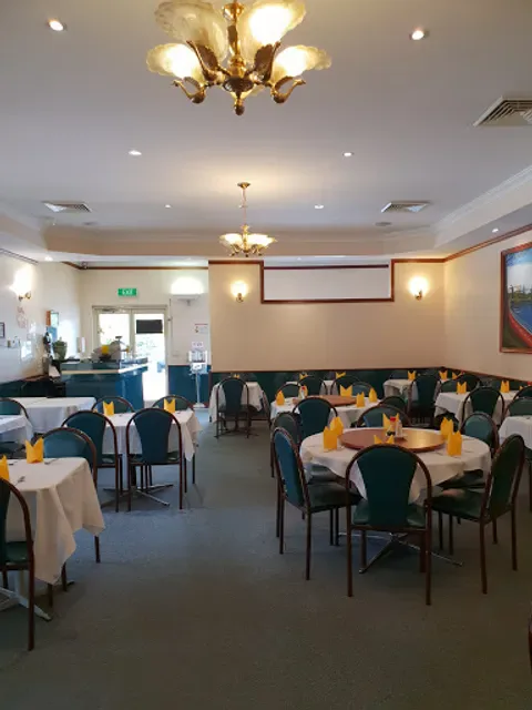 Commodore Chinese Restaurant & Takeaway