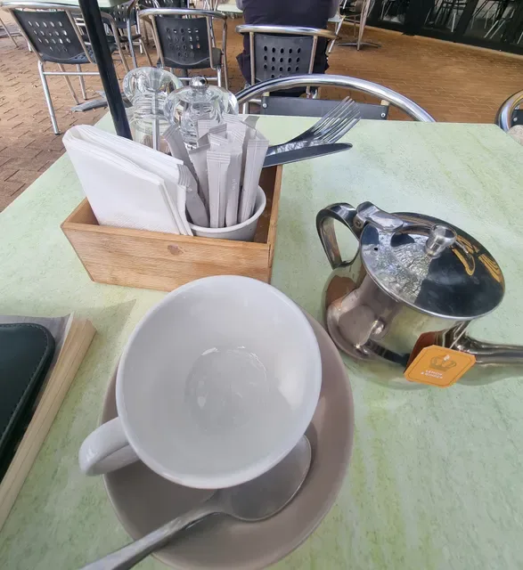 Gracie's Cafe