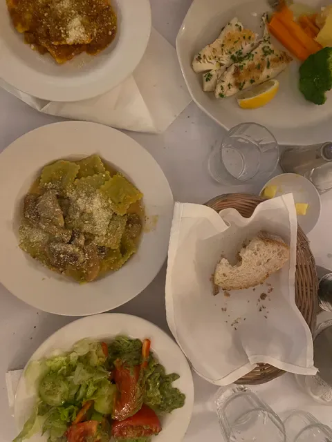 Capri Restaurant
