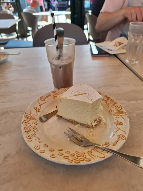 Gino's