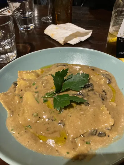 Sandrino Cafe and Pizzeria