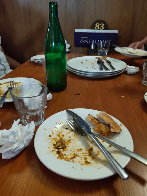 Sandrino Cafe and Pizzeria