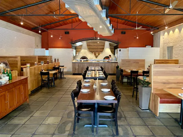 Sandrino Cafe and Pizzeria