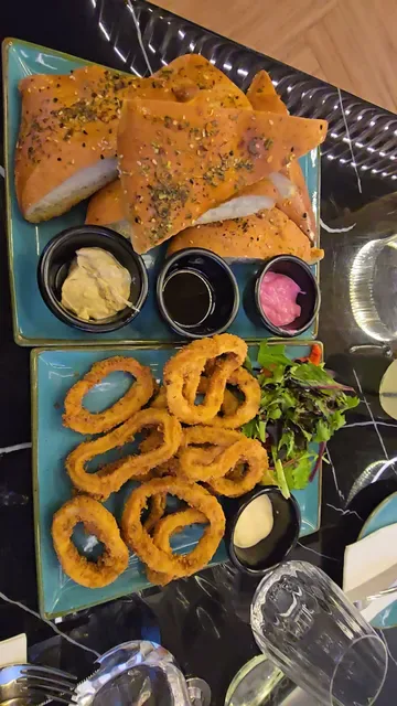 TheCray Seafood & Grill Restaurant Fremantle