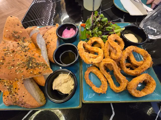 TheCray Seafood & Grill Restaurant Fremantle