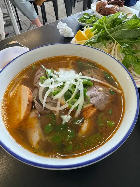 Viet Long Noodle House