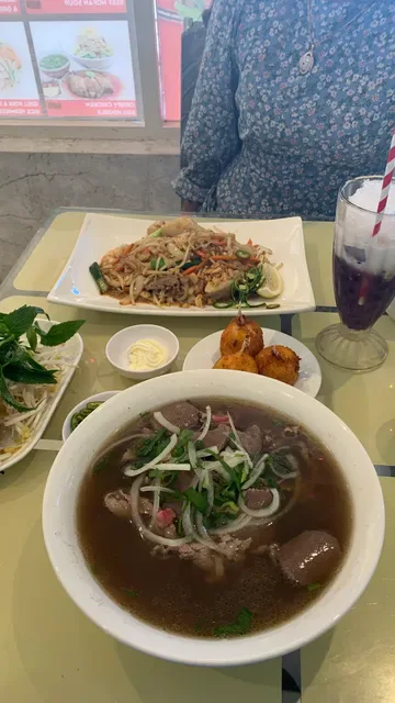Tra Vinh Girrawheen Vietnamese Restaurant