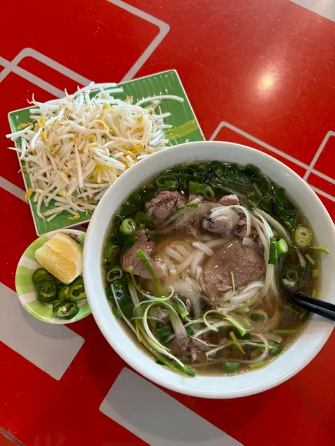 Trang's Cafe & Noodle House