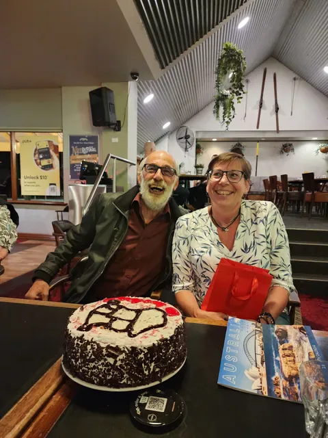 Gosnells Hotel