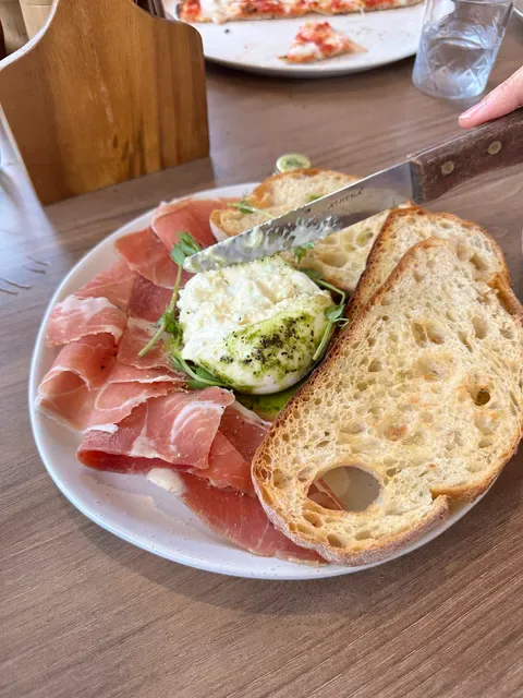 Locale Mio