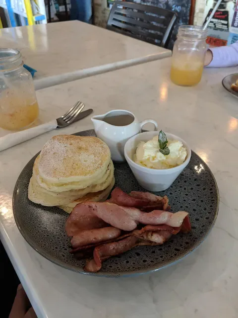 Cuppashack Coffee Lounge