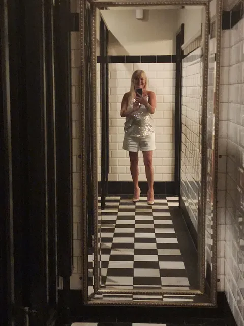 Queens Tavern