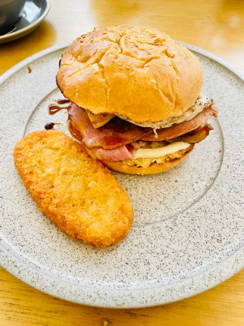 Flinderz Cafe & Restaurant