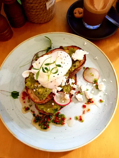 Flinderz Cafe & Restaurant