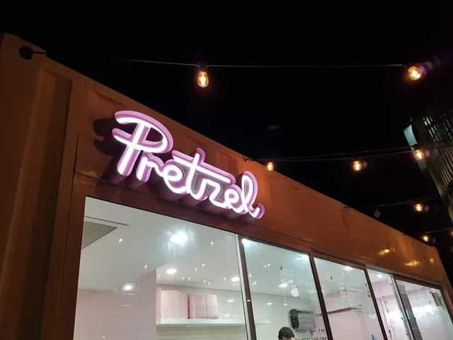 Pretzel Whitford City Shopping Centre